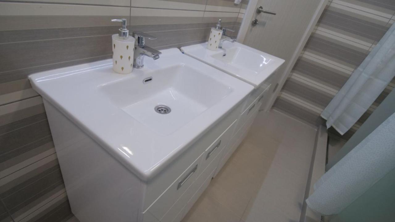 Stella Di Notte Vip Hostel Belgrád Kültér fotó