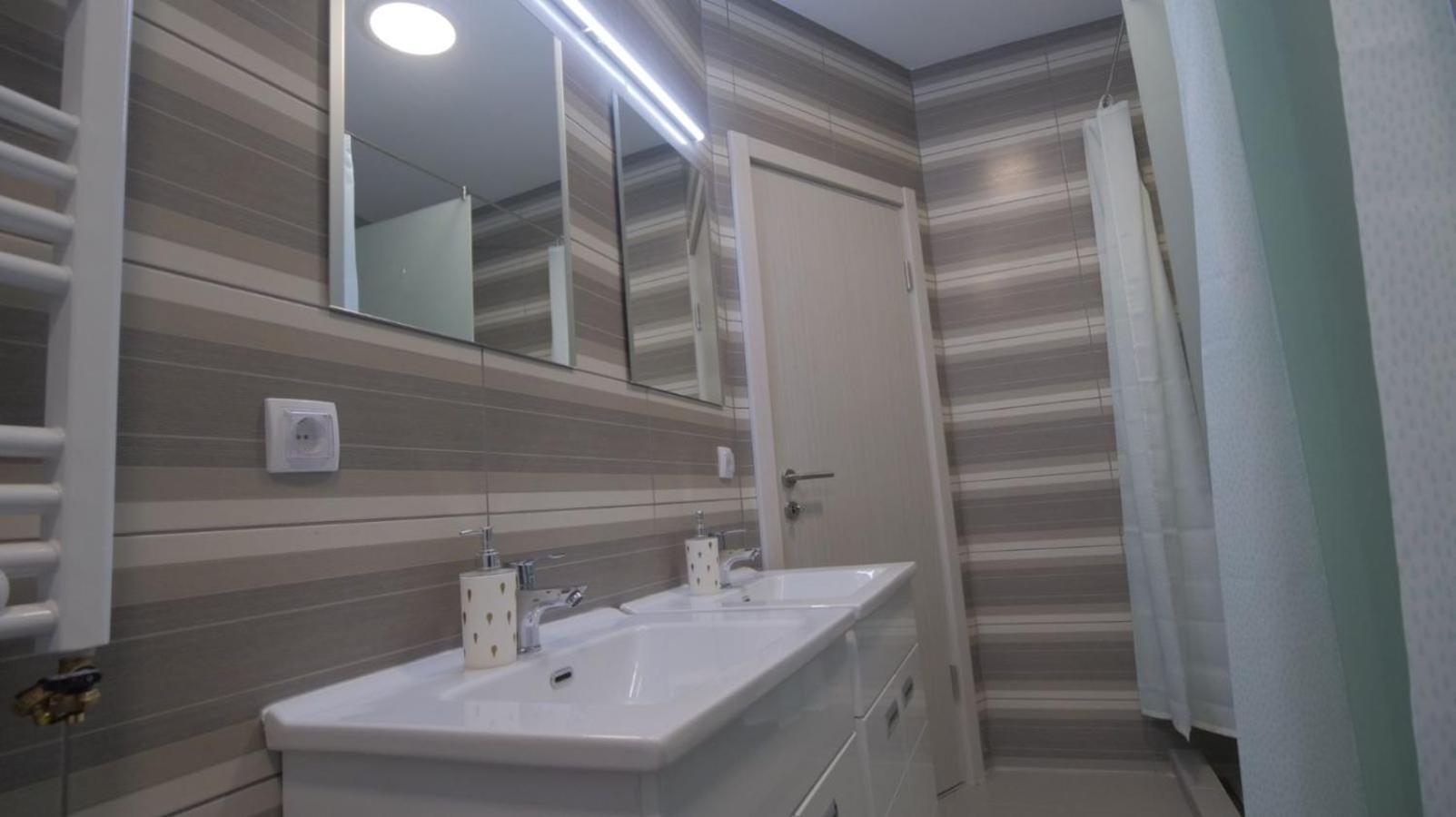 Stella Di Notte Vip Hostel Belgrád Kültér fotó